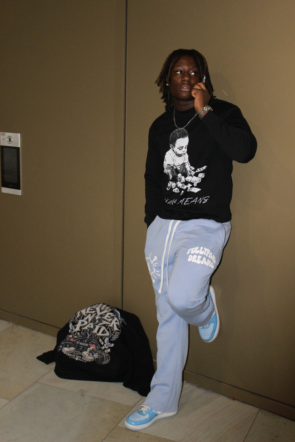 BLACK NNP longlseve