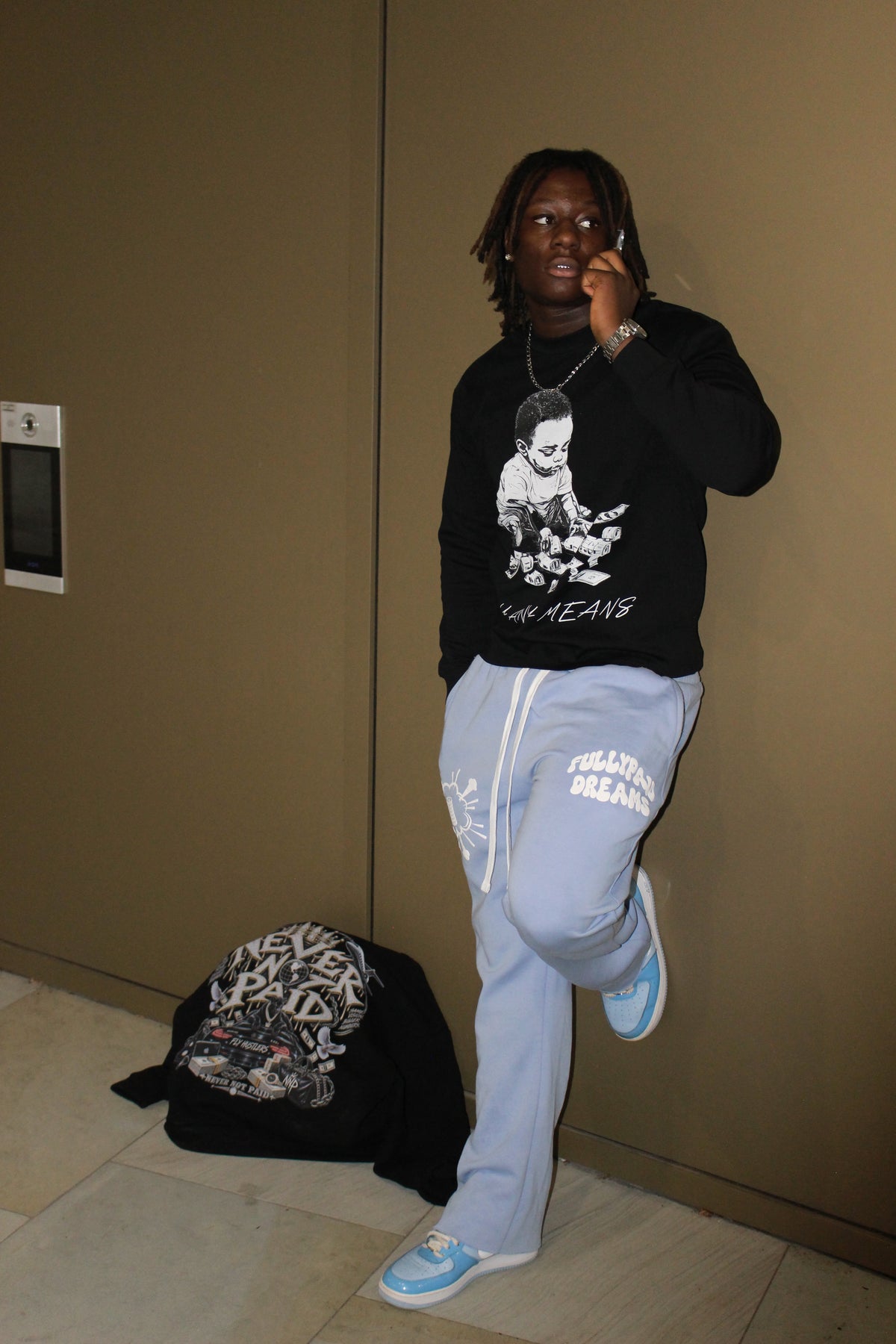 BLACK NNP longlseve