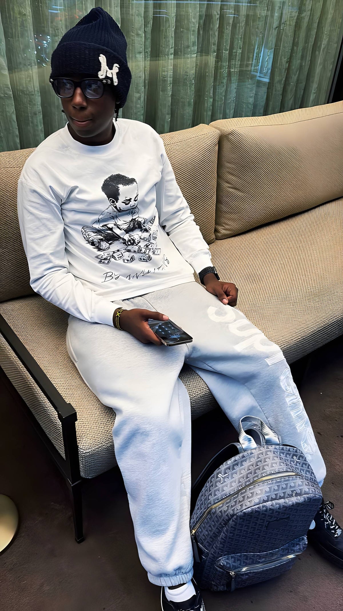 NEVER NOT PAID WHITE LONGSLEEVE