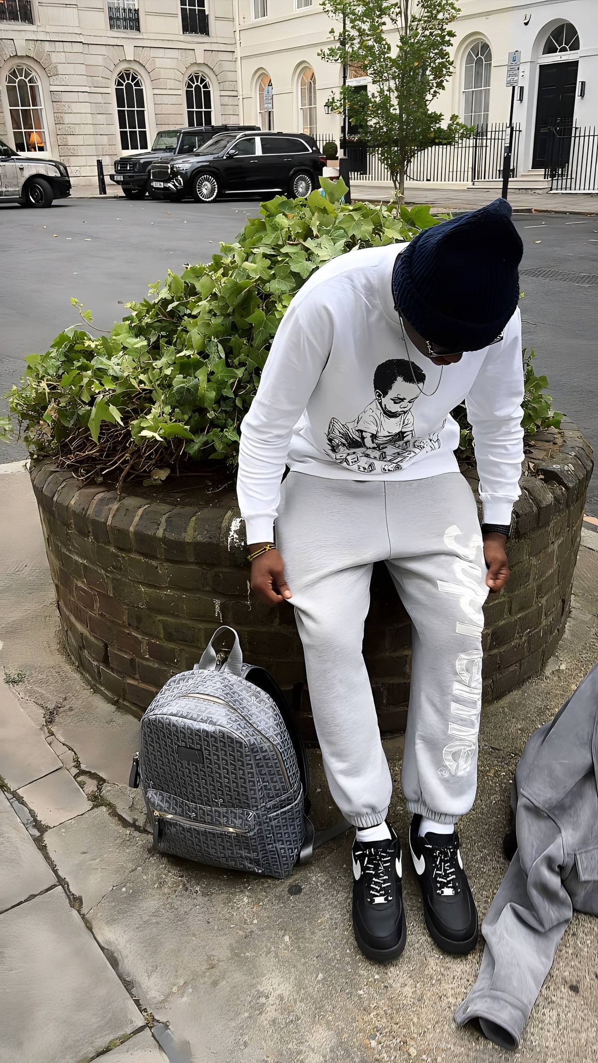 NEVER NOT PAID WHITE LONGSLEEVE